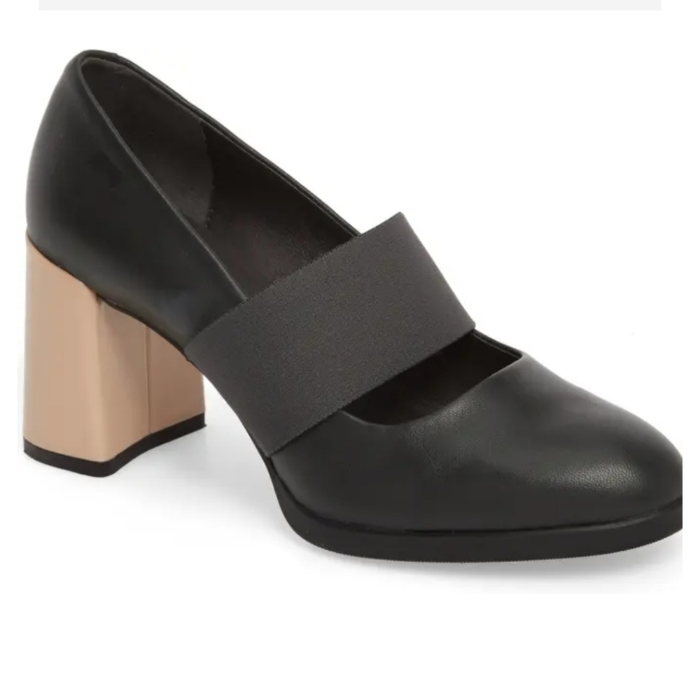 Camper Kara pump